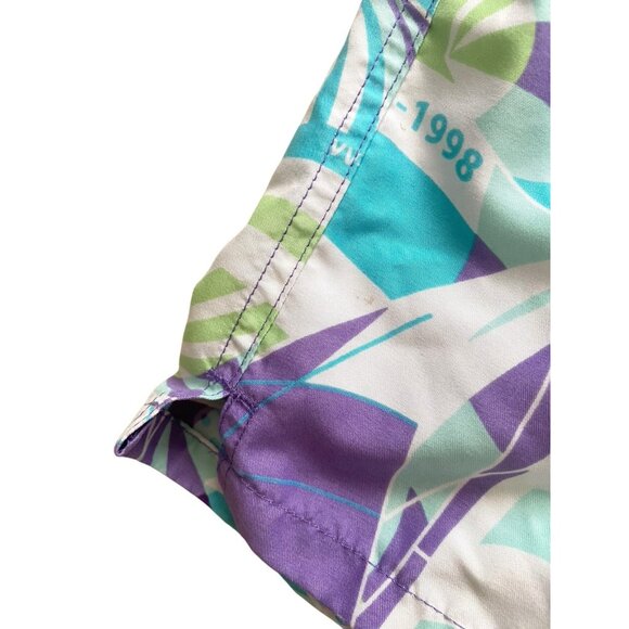 Vineyard Vines Chappy 90's Vibe Swim Trunks Purple Multicolor Men's Size M + Bag - Picture 9 of 10